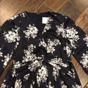 Gal Meets Glam Dresses - NWOT Gal Meets Glam Navy Floral Long Sleeve Dress Gal Meets Glam Dresses - NWOT Gal Meets Glam Navy Floral Long Sleeve Dress